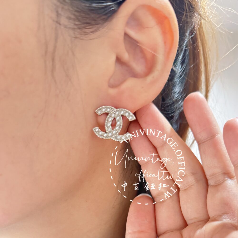 全館特價!!20mm經典雙C 銀色珍珠