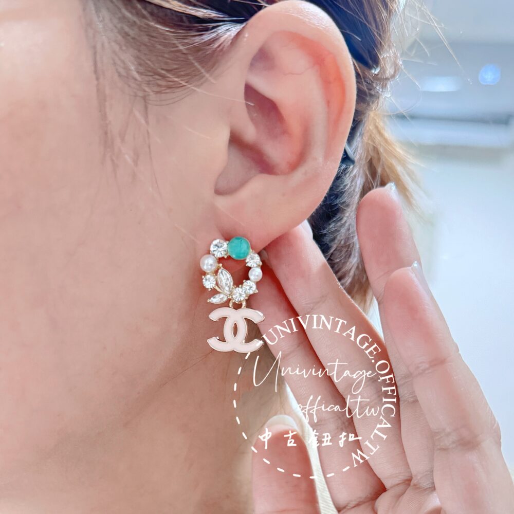 淡粉色小雙C