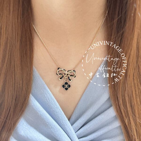 全館特價!!皮穿鍊蝴蝶結項鍊&黑色幸運草