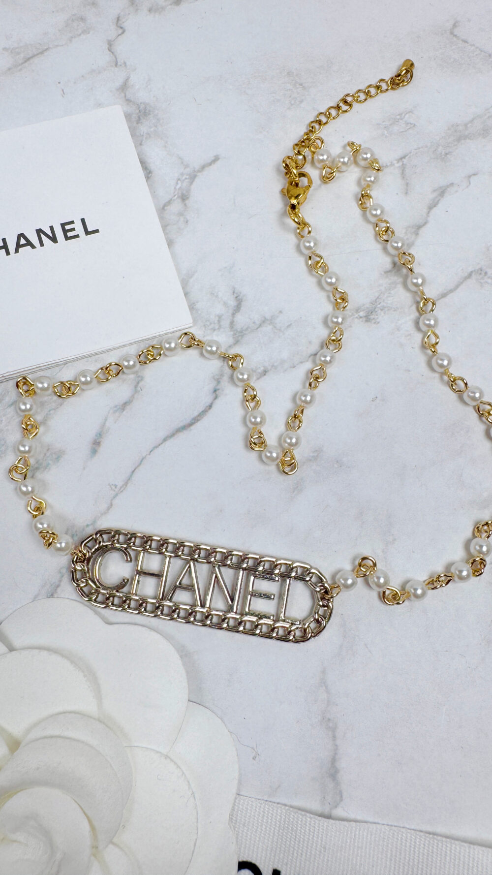 20251106_180741757_iOS 全館特價!!金色金屬小香吊牌