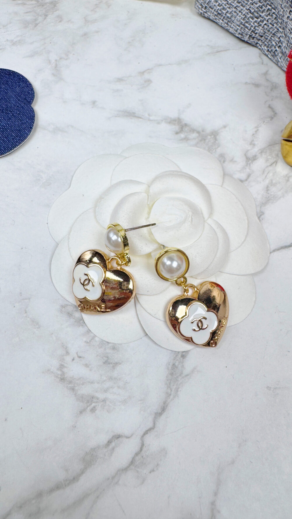 全館特價!!優雅白金色愛心