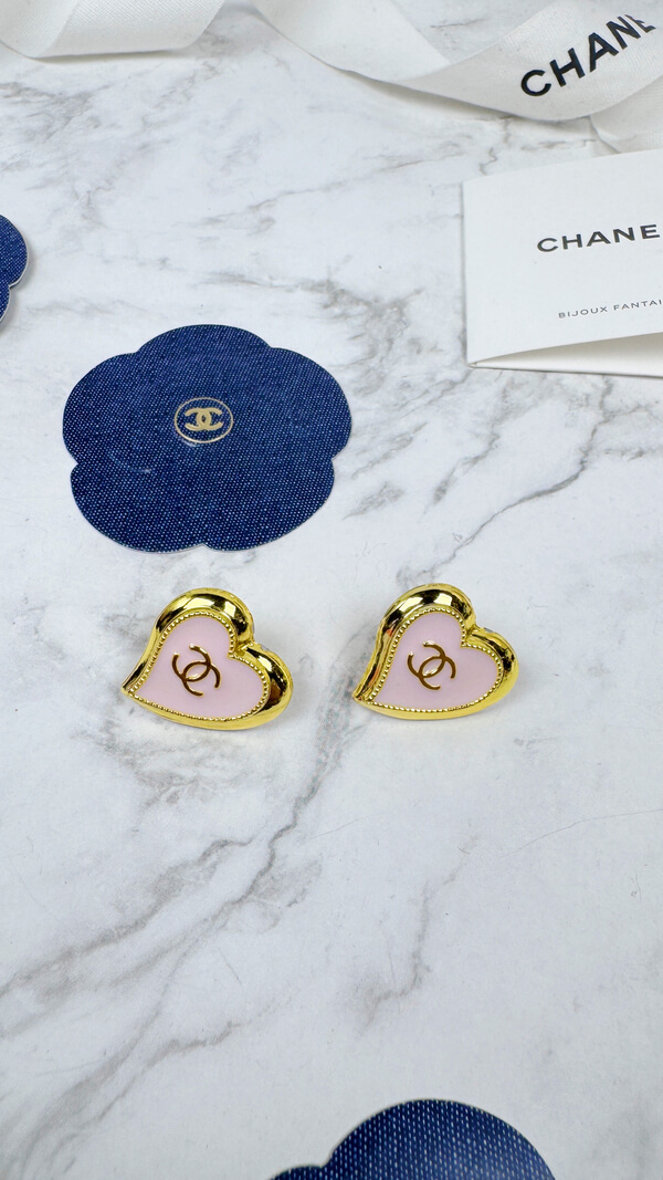 全館特價!!20mm貼耳愛心 黑/白/淡粉