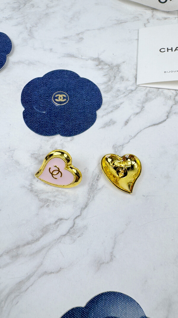 全館特價!!20mm貼耳愛心 黑/白/淡粉