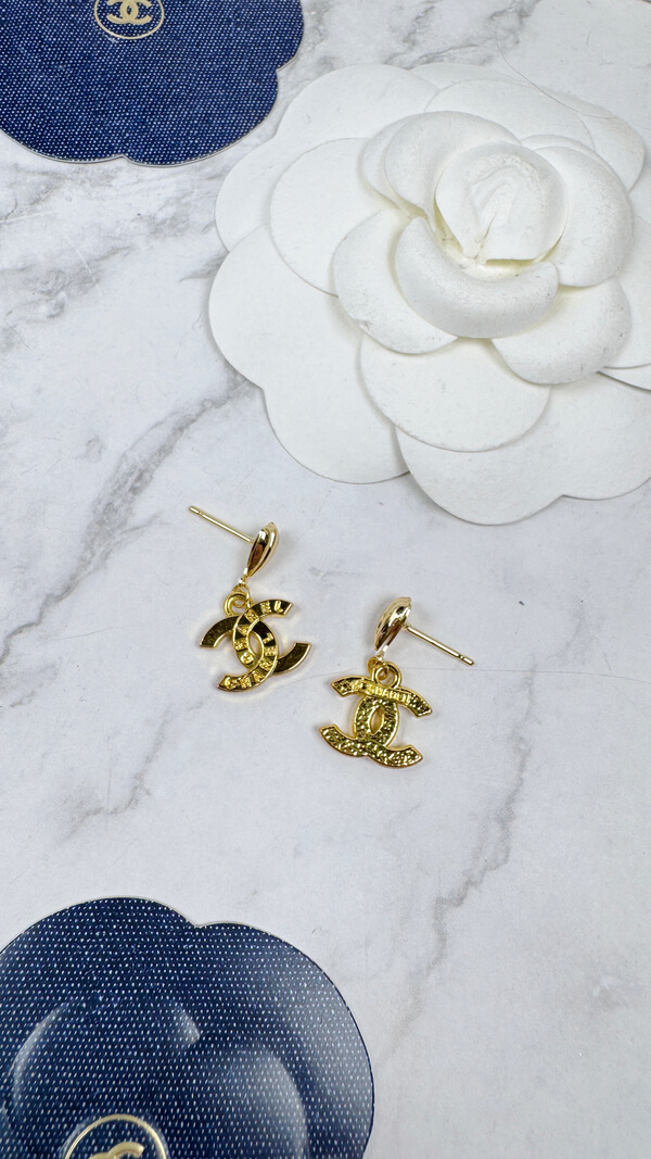 全館特價!!小金色雙C垂墜款