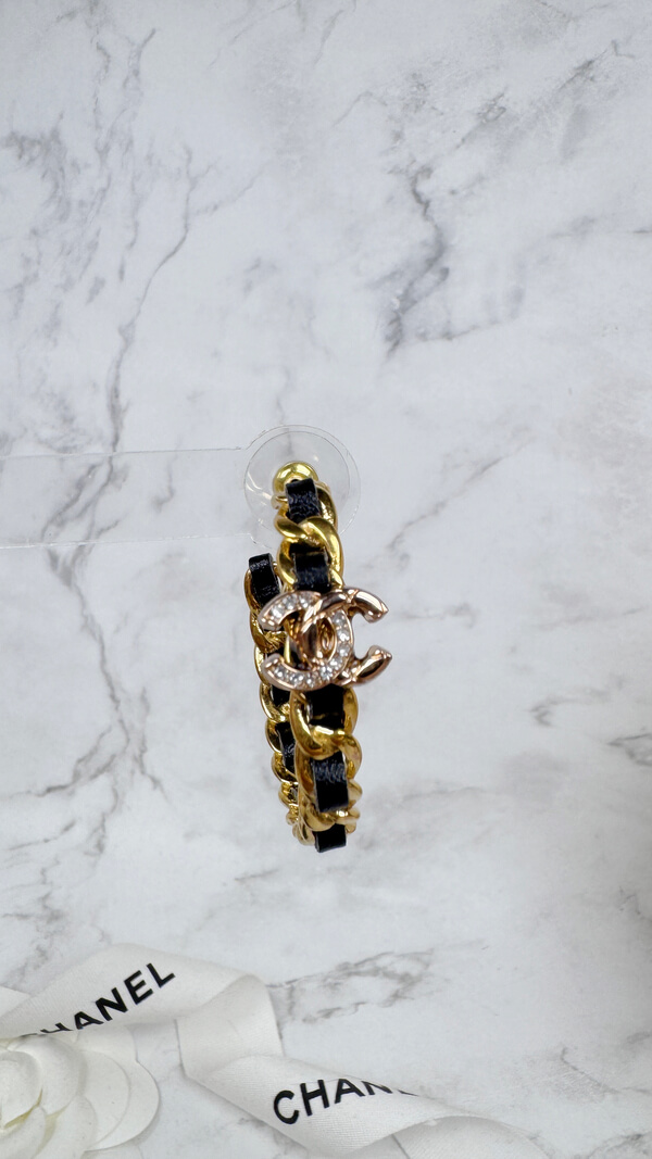 全館特價!!皮穿鍊大耳圈