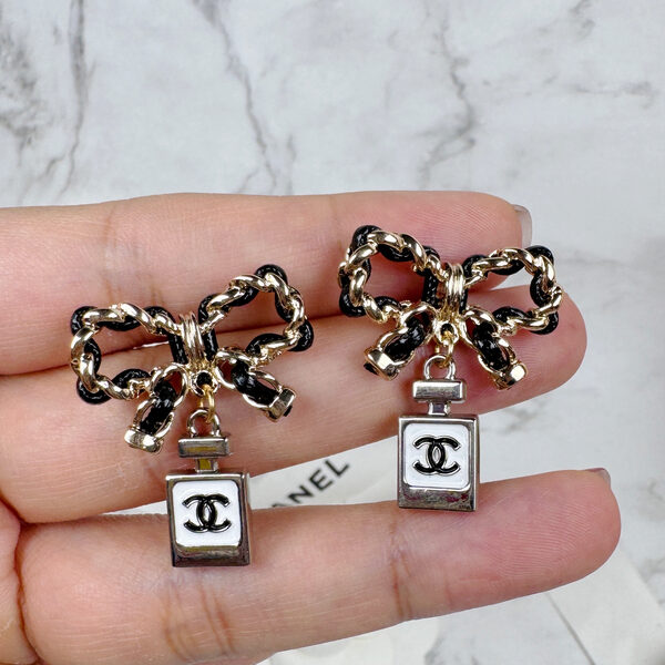 全館特價!!皮穿鍊蝴蝶結 金/銀香水罐