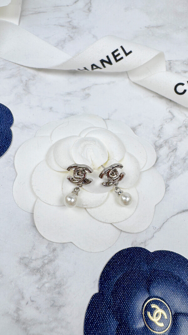 全館特價!!銀色小書包扣