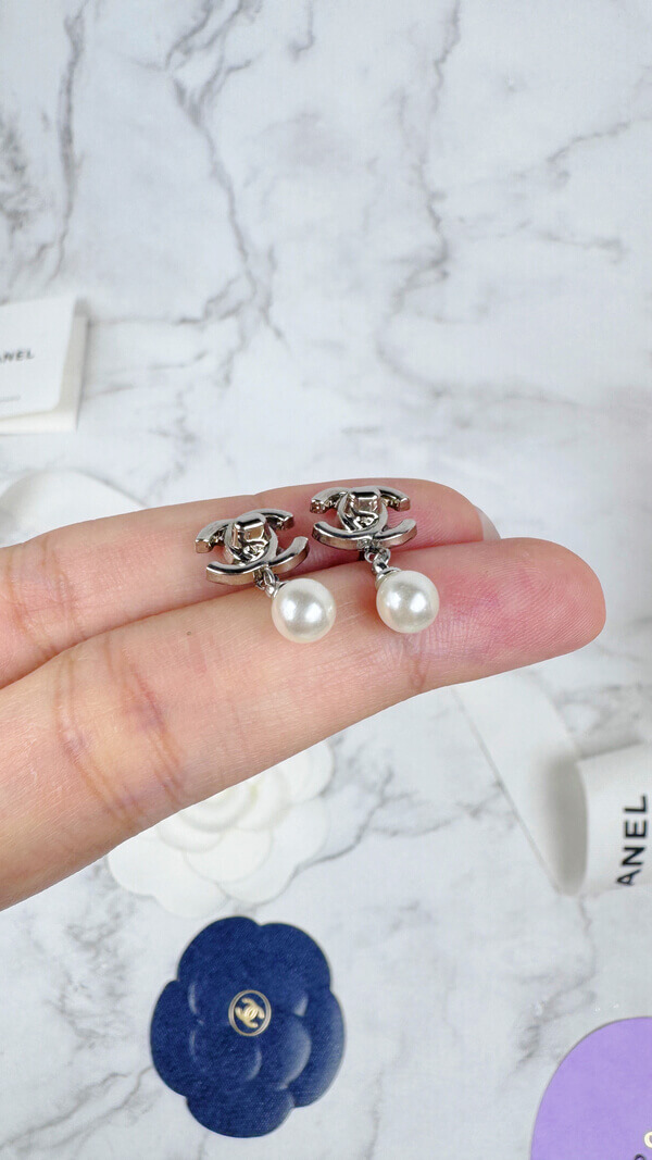 全館特價!!銀色小書包扣