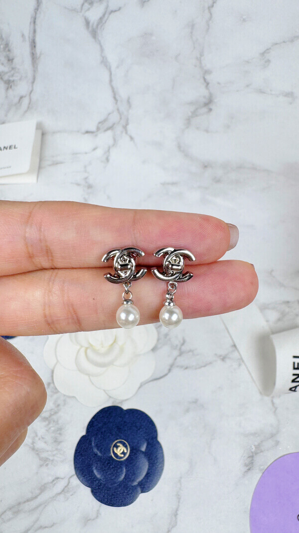 全館特價!!銀色小書包扣